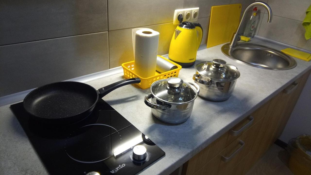 Positive Smile Studio Apartment In The Colorful Comfort Town Residental Complex. Kt-06. Kiev Bagian luar foto
