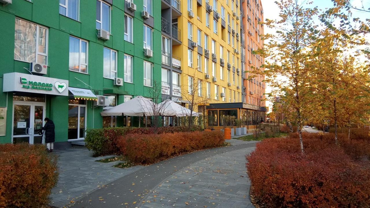 Positive Smile Studio Apartment In The Colorful Comfort Town Residental Complex. Kt-06. Kiev Bagian luar foto