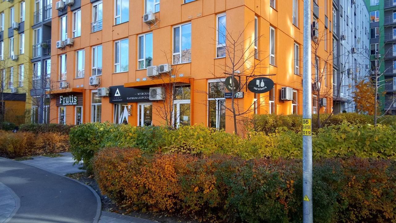 Positive Smile Studio Apartment In The Colorful Comfort Town Residental Complex. Kt-06. Kiev Bagian luar foto